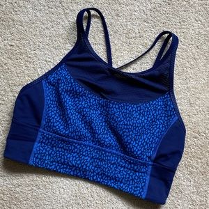 ⬇️Lululemon Clip in Long Line Bra size 8